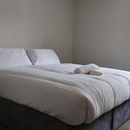 Apartman Garth House *